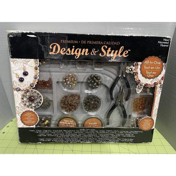 Premium De Primera Design & Style Nickel free Jewelry Kit Damaged Box -Sealed! - Picture 1 of 10